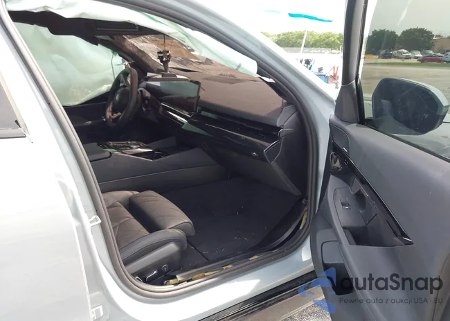 WBA43FJ01SCU85208: 42697261