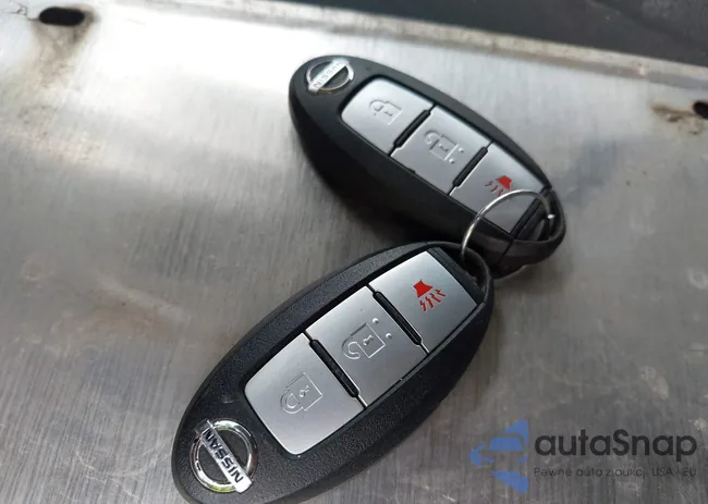 1N6BA1F44KN510358: 42697361