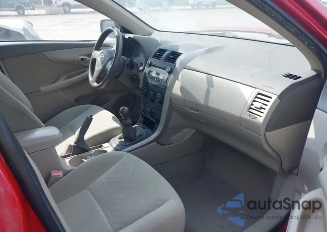 2T1BU4EE2AC309033: 42697375