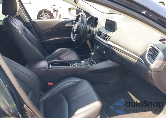 3MZBN1L35JM211177: 42697403