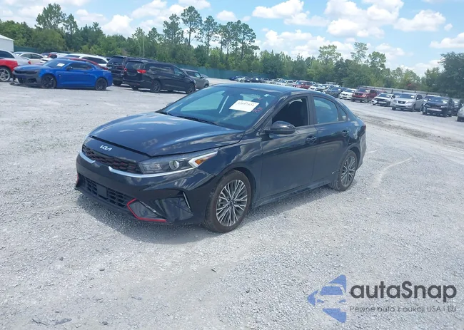 3KPF54AD9RE815886: 42697531