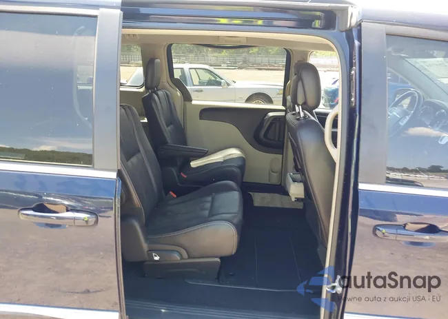 2C4RC1BGXCR252234: 42697564