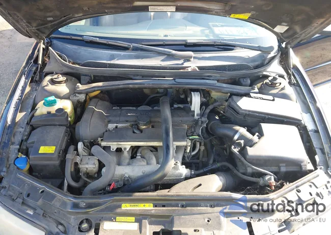 YV1RS592752479204: 42697617