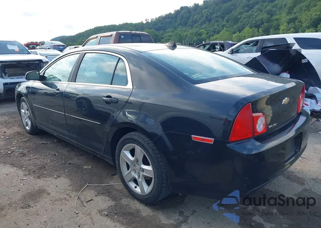 1G1ZB5E00CF110547: 42697637