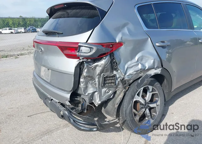 KNDPMCAC4L7633030: 42697714