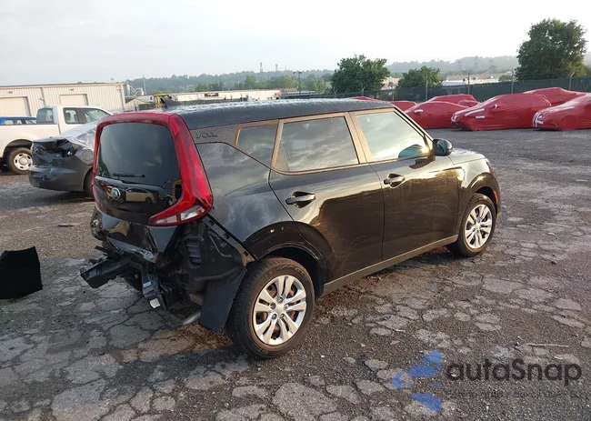 KNDJ23AU7M7139802: 42697832