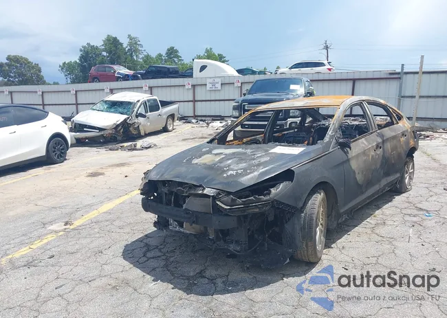 5NPE24AF7KH788517: 42696891