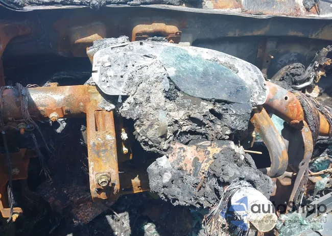 5NPE24AF7KH788517: 42696891