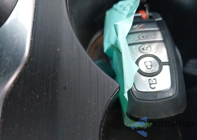 1FMCU0LZ4MUA53273: 42696925