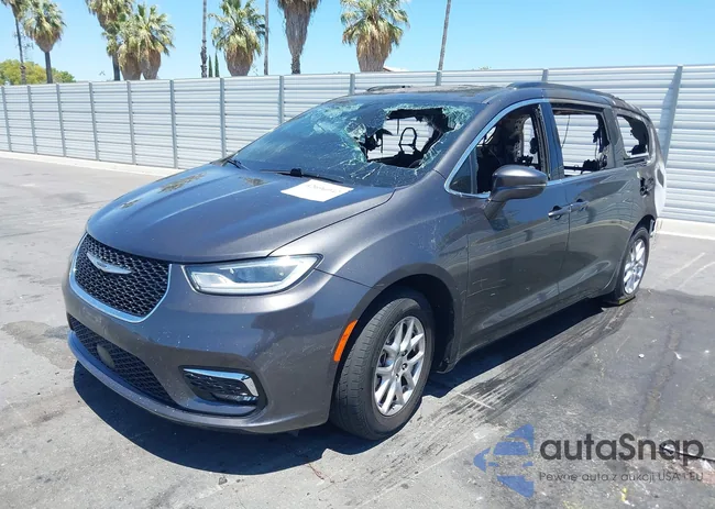 2C4RC1BG5NR191409: 42696942