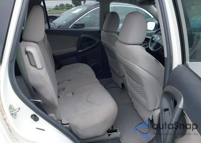 2T3BF4DV2CW191117: 42696951