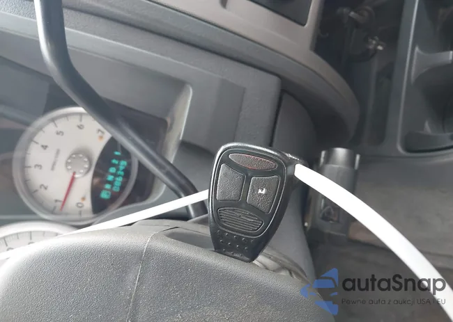 1D7HE42N56S666276: 42697072