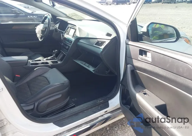 5NPE34AF1HH580445: 42697078