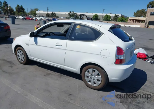 KMHCM3AC2AU169311: 42697111