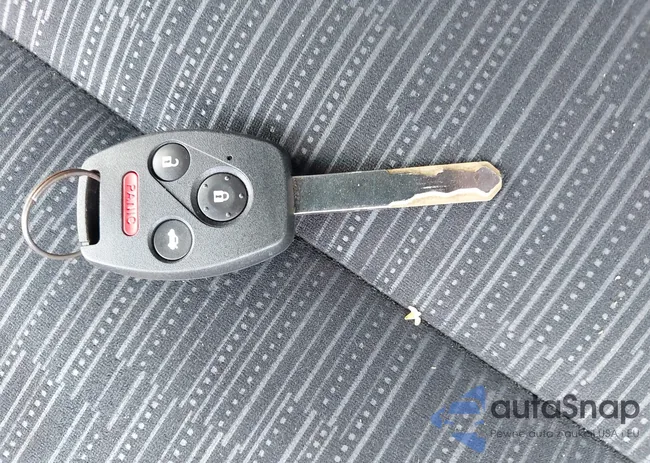 1HGCP2F38BA017634: 42697170