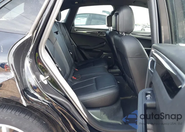 WP1AA2A57MLB10702: 42697207