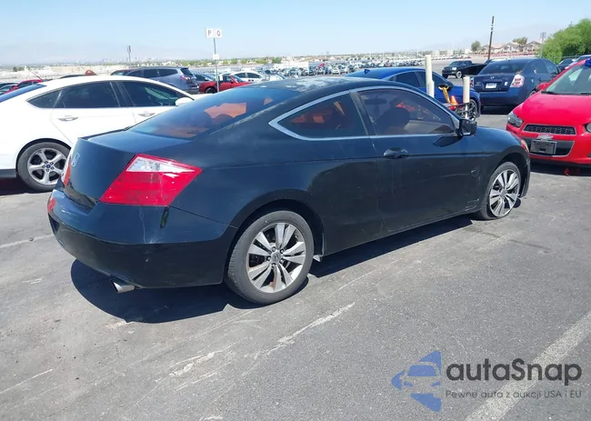 1HGCS1B3XAA002212: 42697246