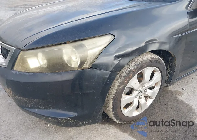 1HGCP267X8A110196: 42698324