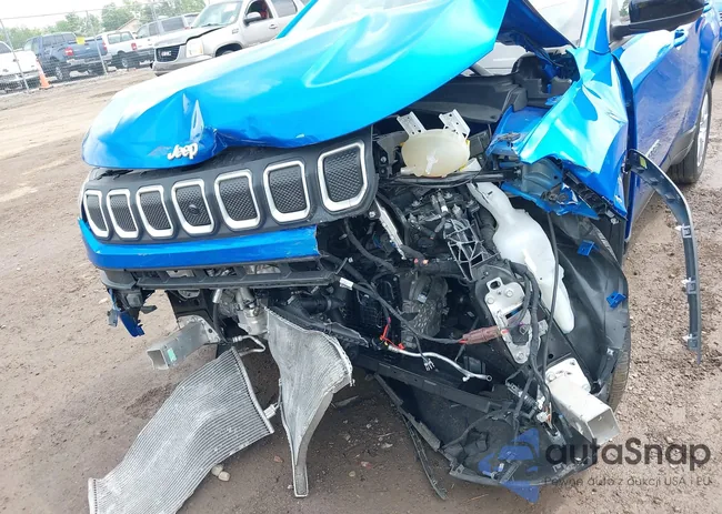 3C4NJDBB4NT136599: 42698364