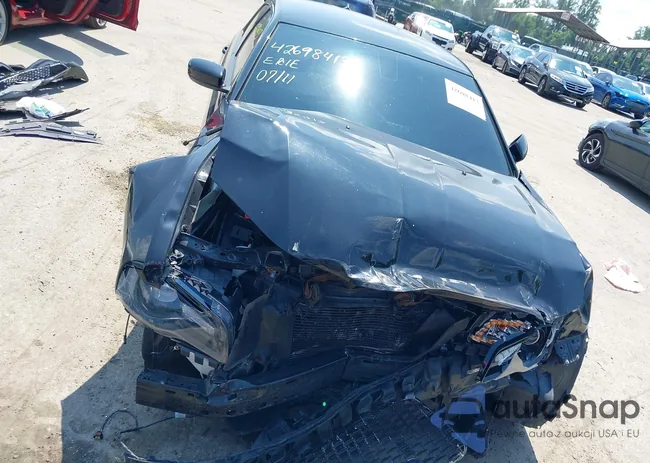 2C3CCABG6LH103044: 42698413