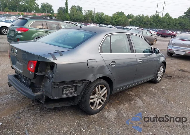 3VWEF71K97M188616: 42698637