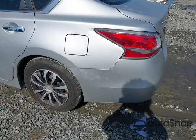 1N4AL3AP5FC281878: 42698753