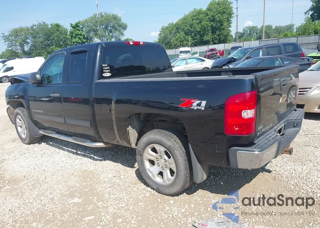 1GCSKSE36AZ298214: 42698779