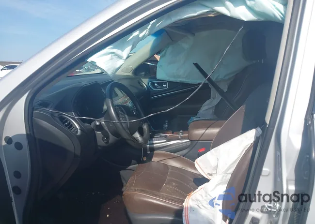 5N1AL0MM3DC313312: 42698813