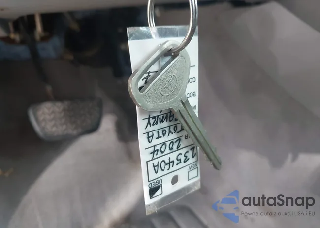 4T1BE32KX4U794087: 42697977