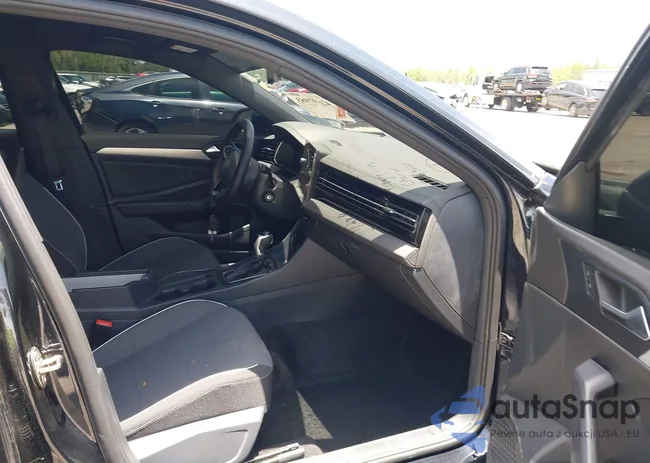 3VWBX7BUXSM014532: 42697983