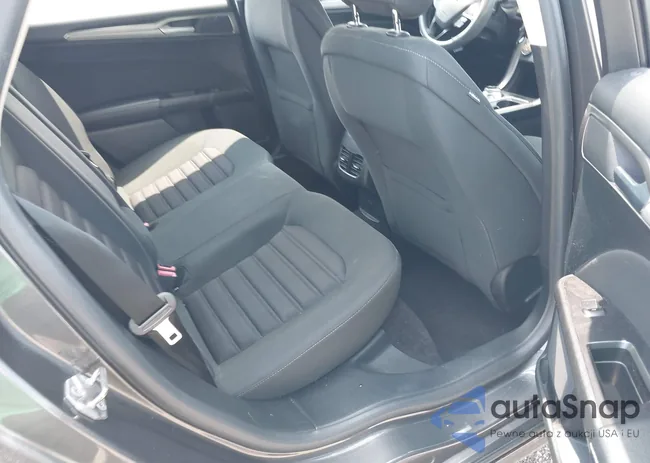 3FA6P0HD2HR126472: 42698029