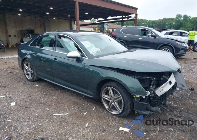 WAUC4AF42JA051669: 42698063