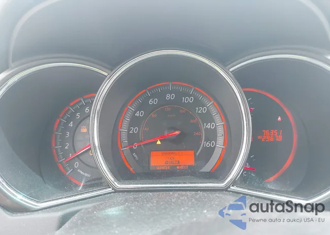 JN8AZ1MW0AW133553: 42698086