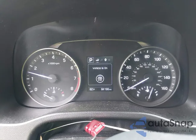 5NPD84LF5JH272565: 42698095