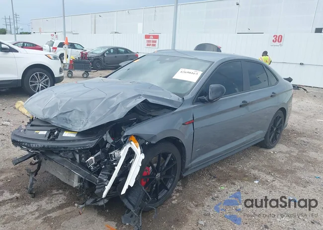 3VW9T7BU8RM033844: 42698165