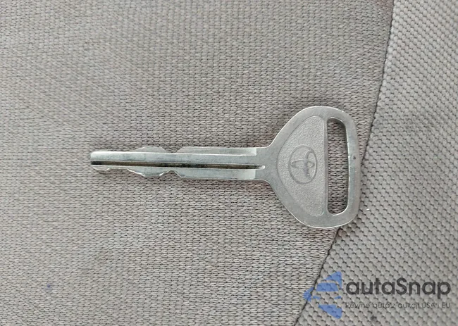 JTDBT123230299685: 42698211