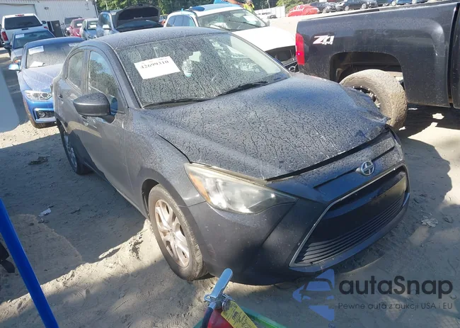 3MYDLBZVXGY121803: 42699310