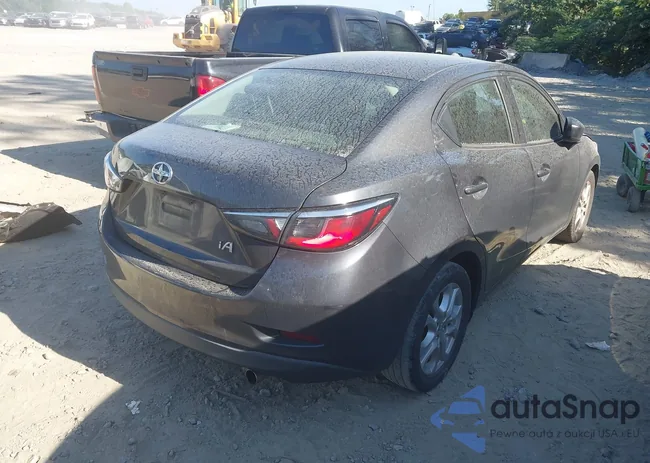 3MYDLBZVXGY121803: 42699310