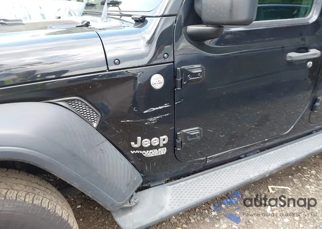 1C4HJXDG3JW111026: 42699509