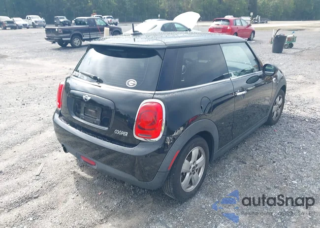 WMWXP5C5XG2D13487: 42699539