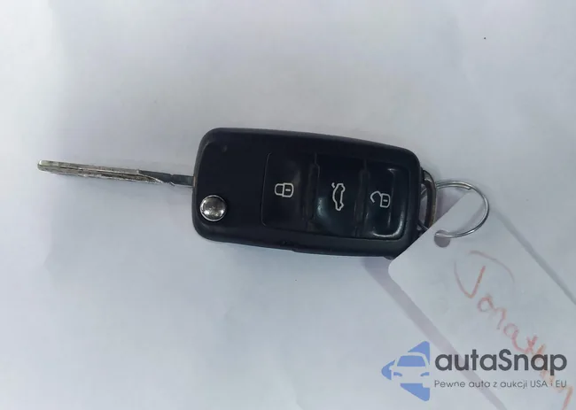 3VWD17AJ8EM247640: 42699767