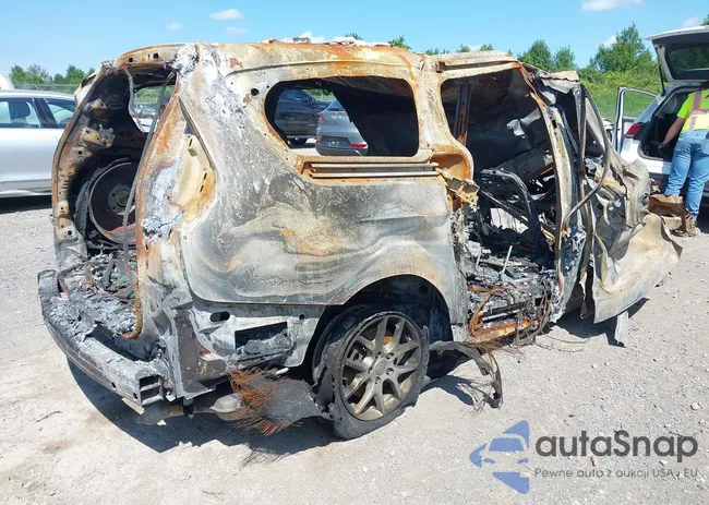 2C4RC1BG1LR239890: 42699792