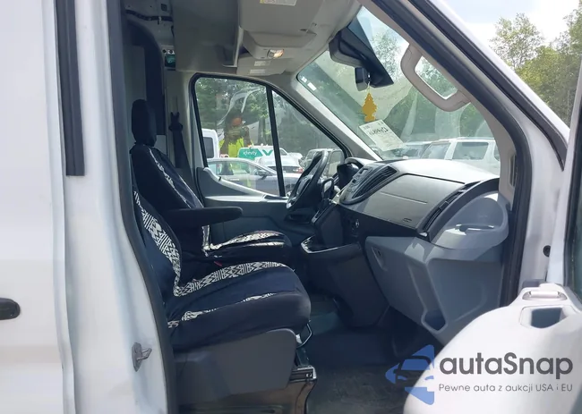 1FTYR2CM7KKB55896: 42699846