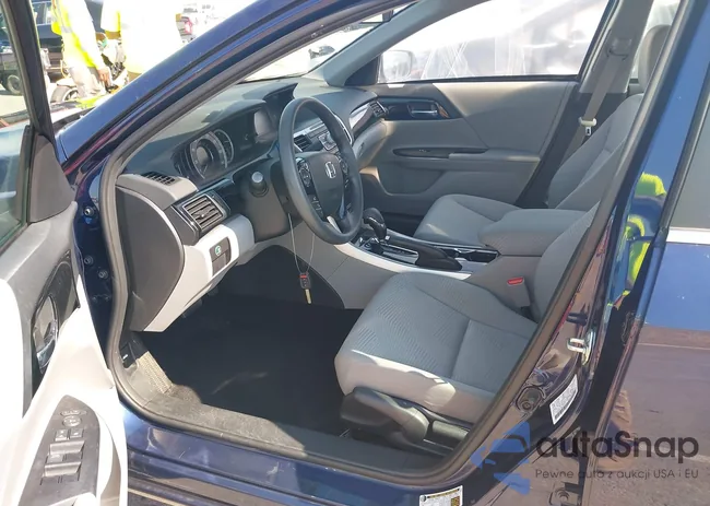 1HGCR2F38HA246611: 42699106