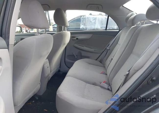 2T1BU4EE8AC444016: 42700254