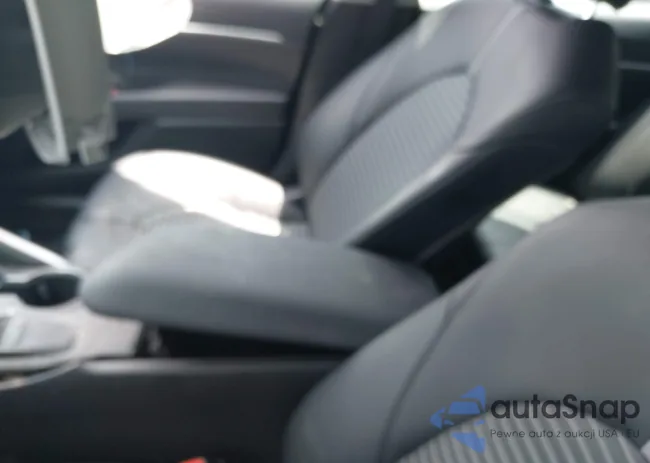 4T1G11AK6NU043027: 42700298