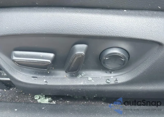 4T1G11AK6NU043027: 42700298