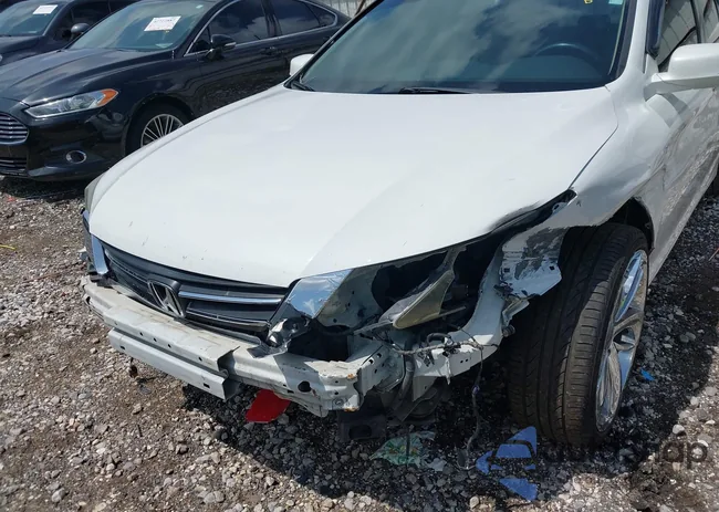 1HGCR2F81DA213908: 42700481