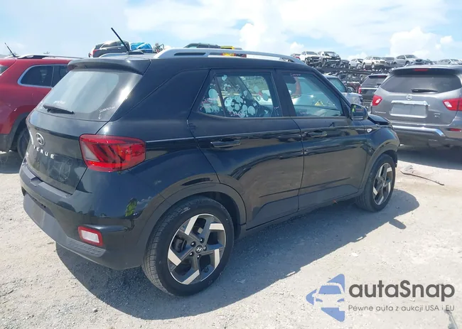 KMHRC8A31PU219814: 42700520