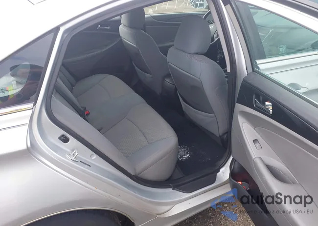 5NPEB4AC6DH691818: 42700575